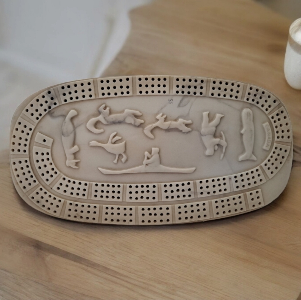 Vintage perlite marble craft cribbage board handcrafted in Canada